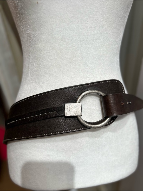 Carlisle NY Accessories - PerSe Carlisle NY  Brown Italian Leather Belt with Silver Ring Buckle EUC Sz cL